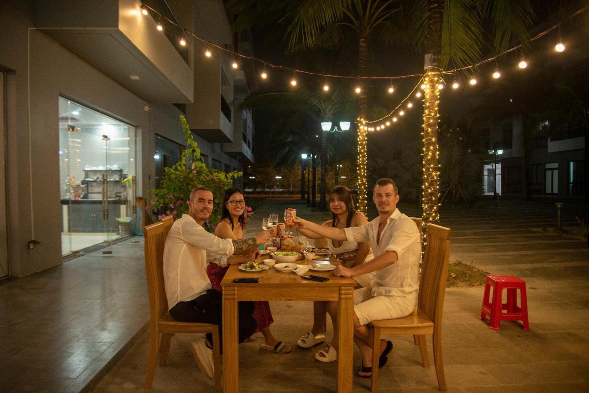 Hana Hotel Sonasea Night Market フーコック エクステリア 写真