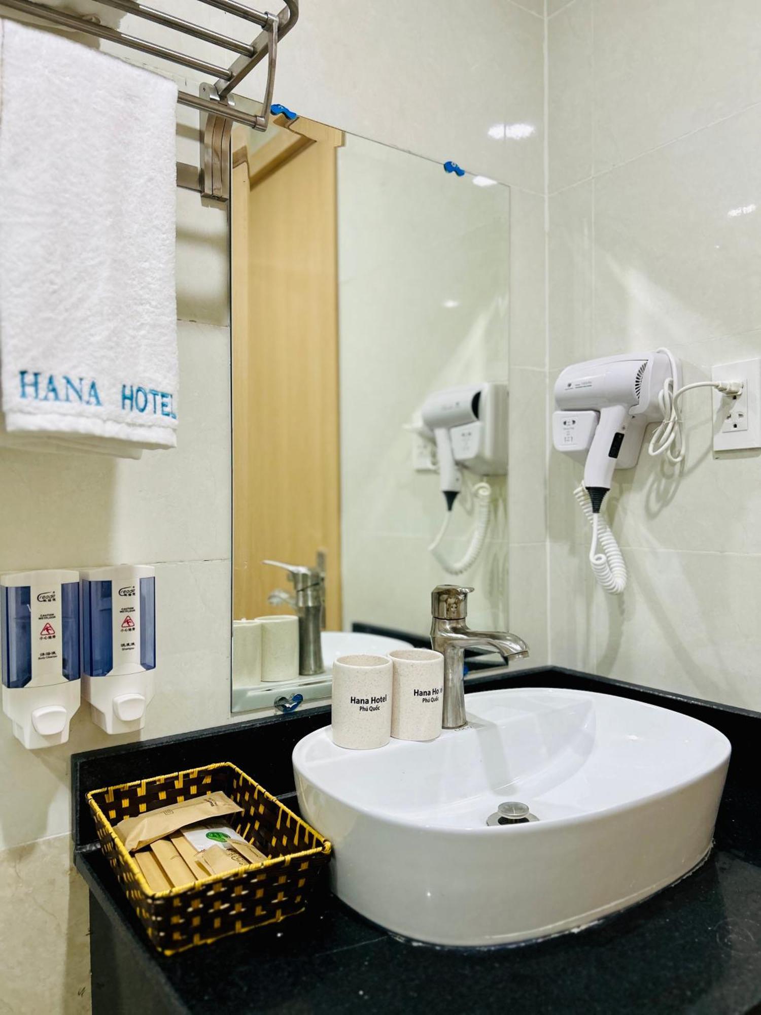 Hana Hotel Sonasea Night Market フーコック エクステリア 写真